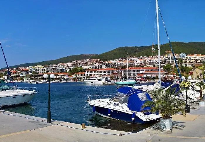 Premium Aristo Apartment